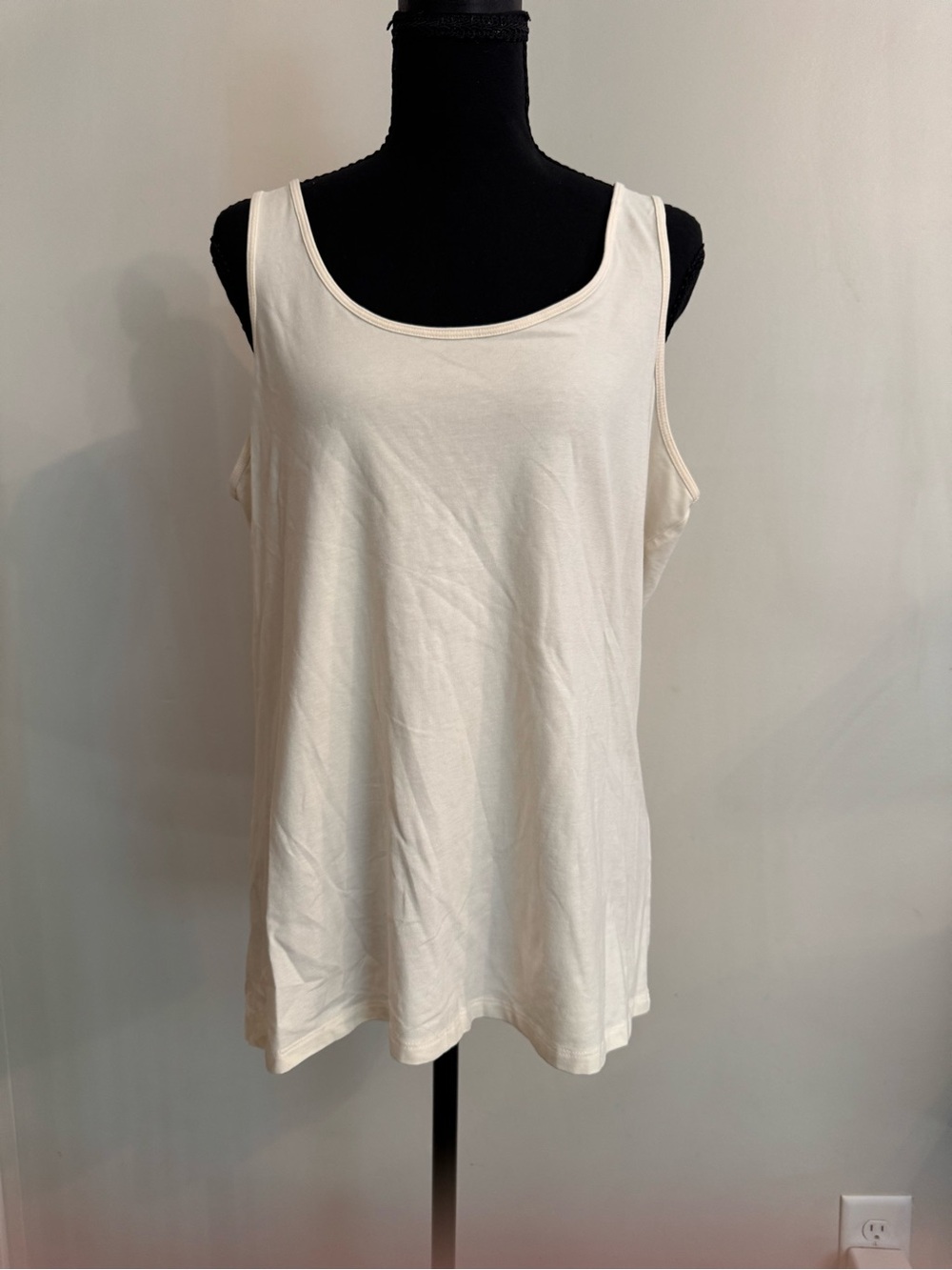 Spartina 449 Soft Cream Scoop Tank Top